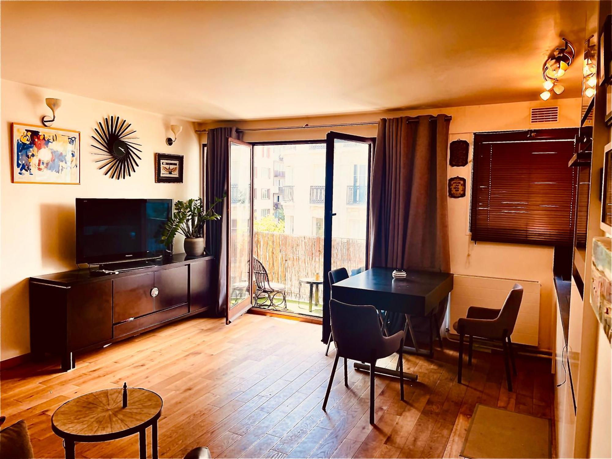Jolie 2 Pieces Avec Balcon Paris 15 Eme Apartment Exterior photo