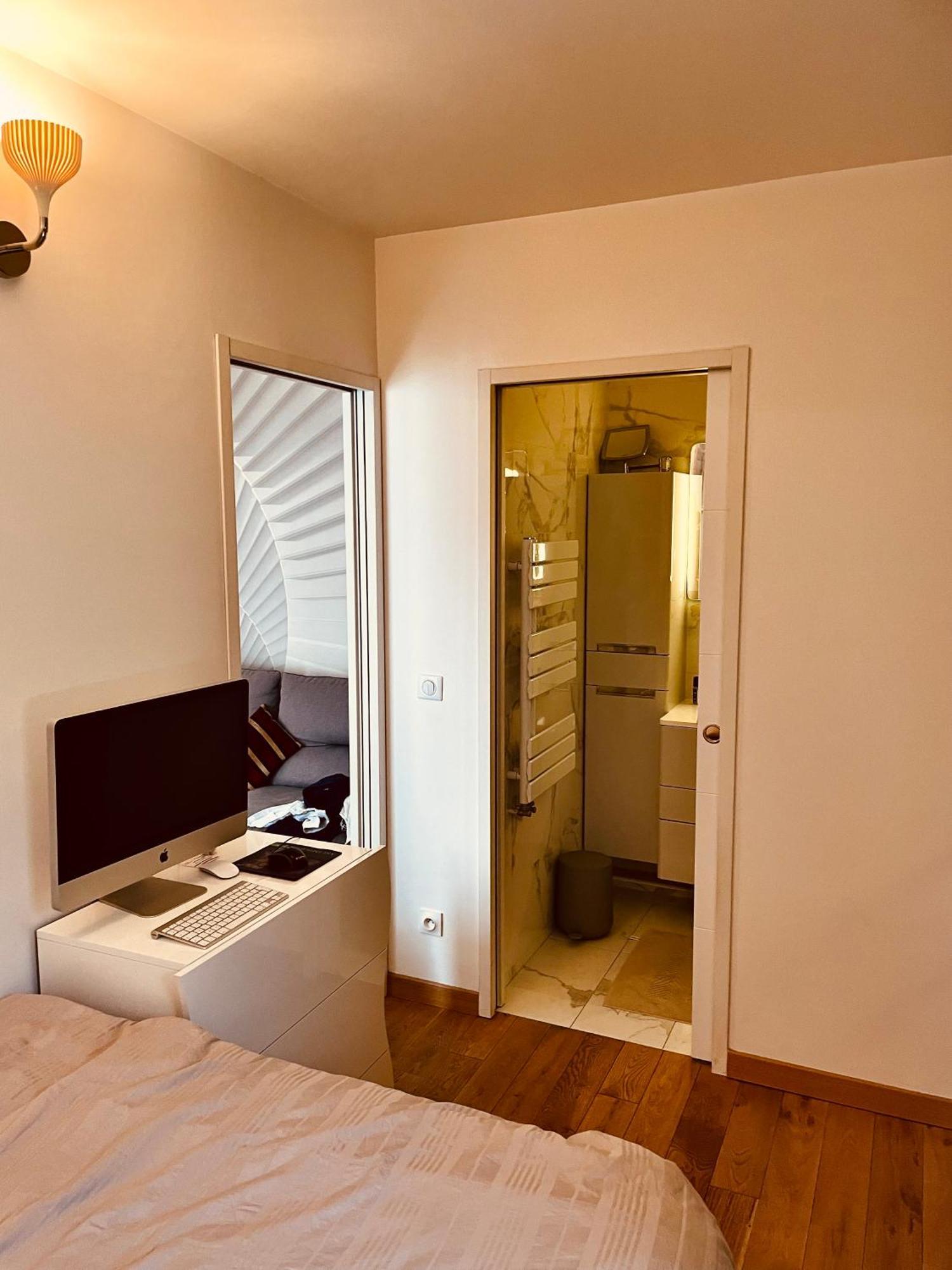 Jolie 2 Pieces Avec Balcon Paris 15 Eme Apartment Exterior photo